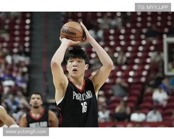 杨瀚森18+10+4全面统治内线率队取胜展现未来核心气质